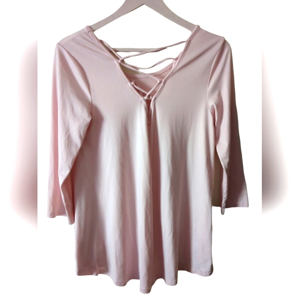 Pretty Pink Top - Picture 2 of 3
